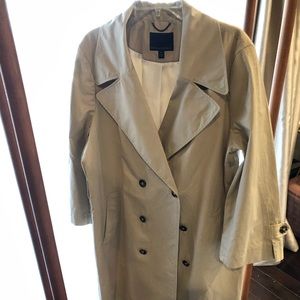 Banana Republic Double Breasted Trench Coat NWOT
